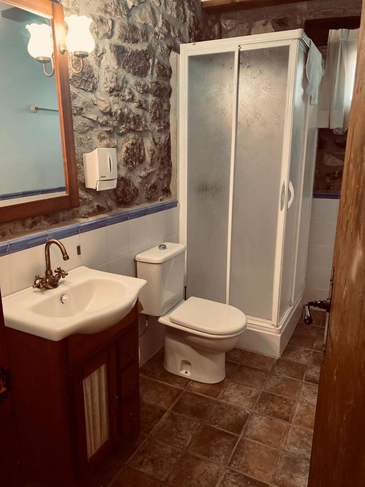 Hostal La Muralla Fortanete Bagian luar foto