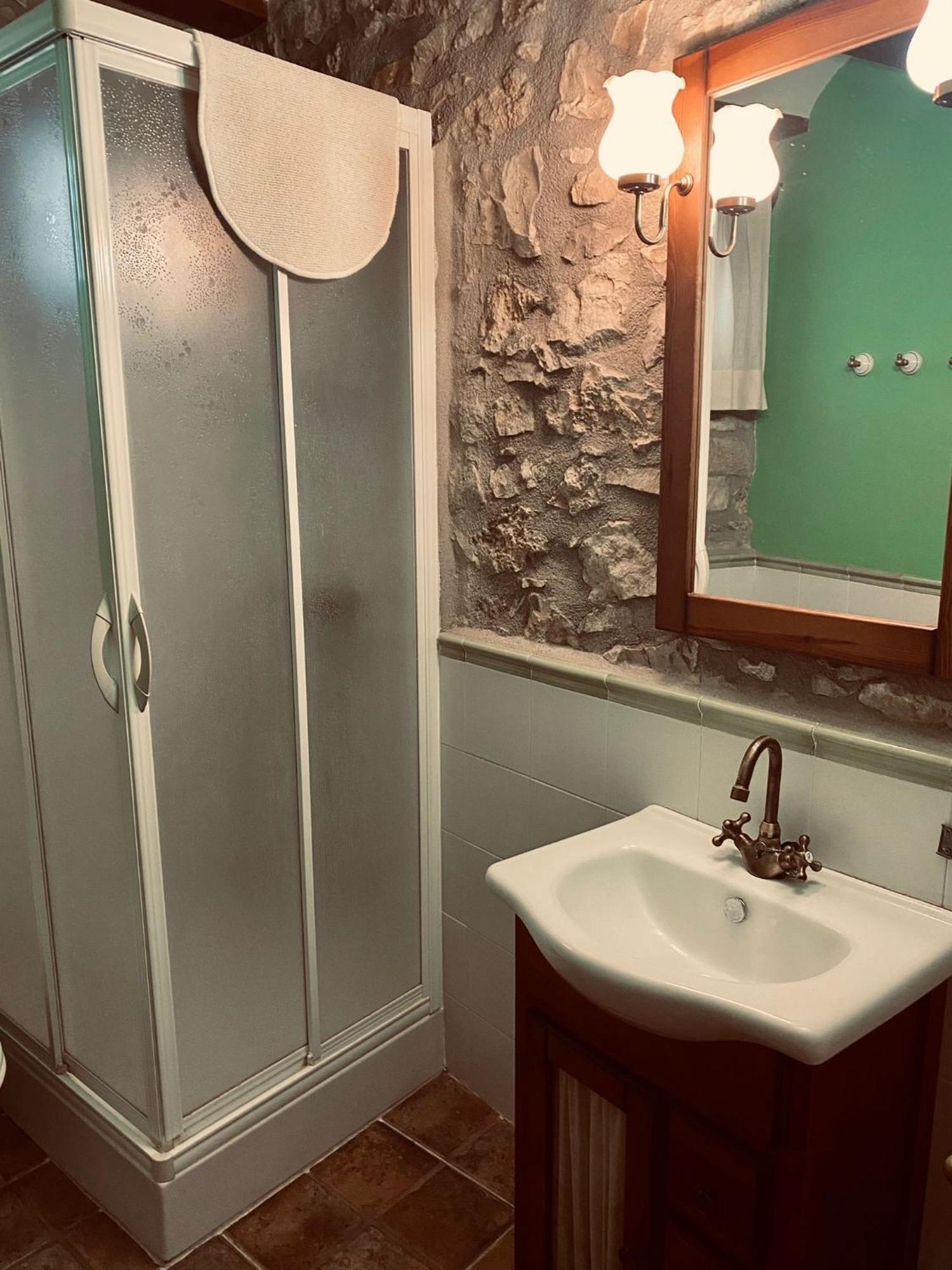 Hostal La Muralla Fortanete Bagian luar foto